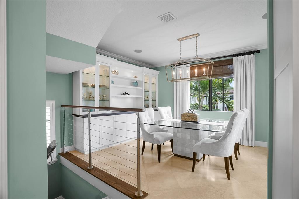 72 Northwest Chaucer Lane Boca Raton, FL 33432 - Photo 4 of 60