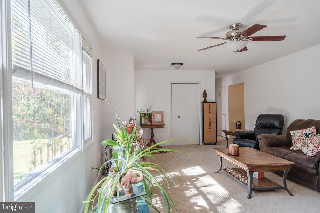 10424 Settle School Road Rixeyville, VA 22737 - Photo 16 of 53 Living Room