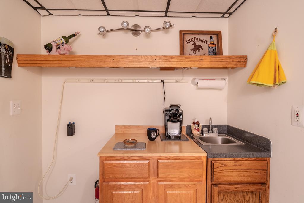 10424 Settle School Road Rixeyville, VA 22737 - Photo 37 of 53 Wet bar area