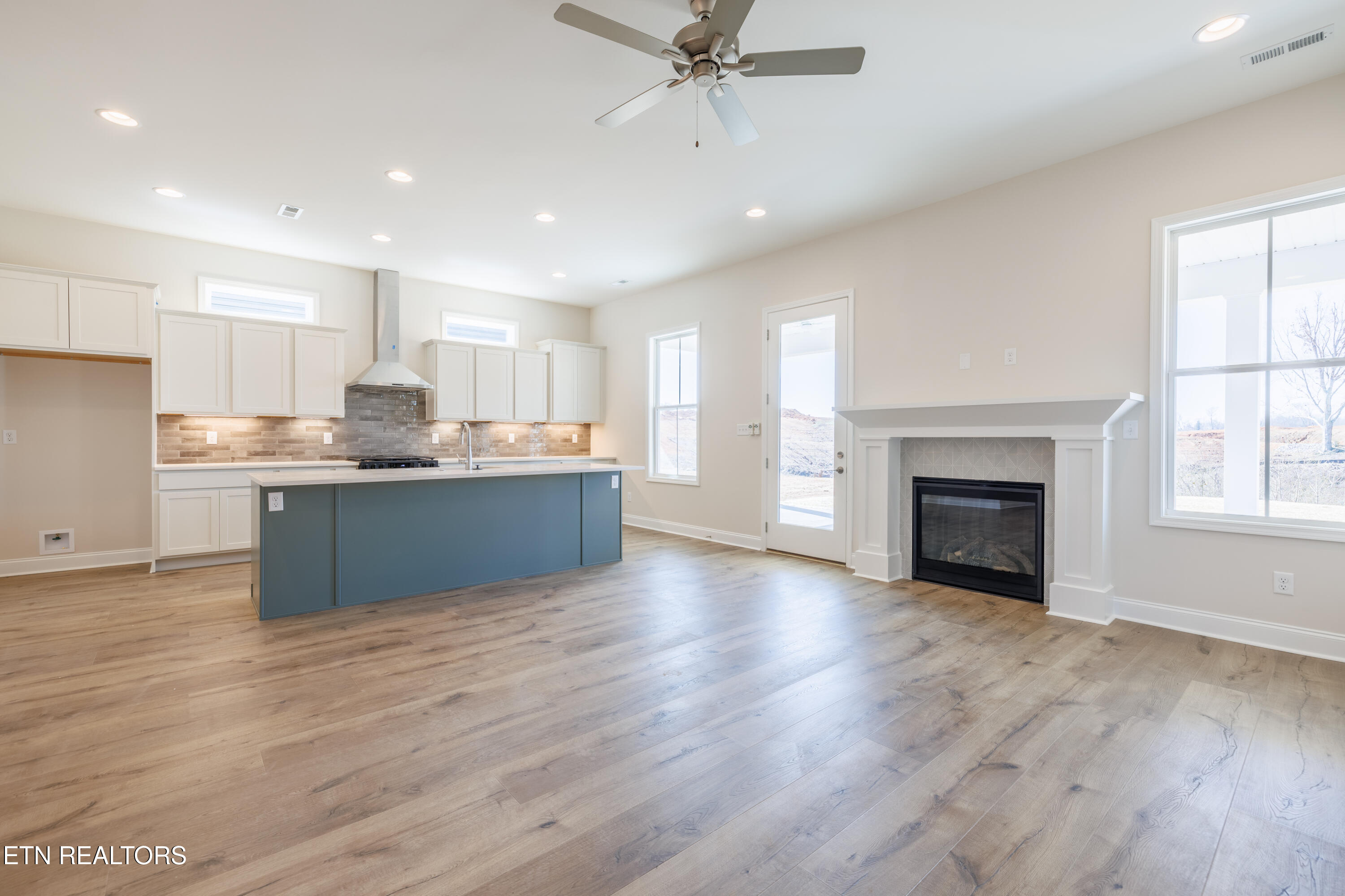 2545 Maroon Bells Road Knoxville, TN 37932 - Photo 10 of 42 HHV91-Spruce-25