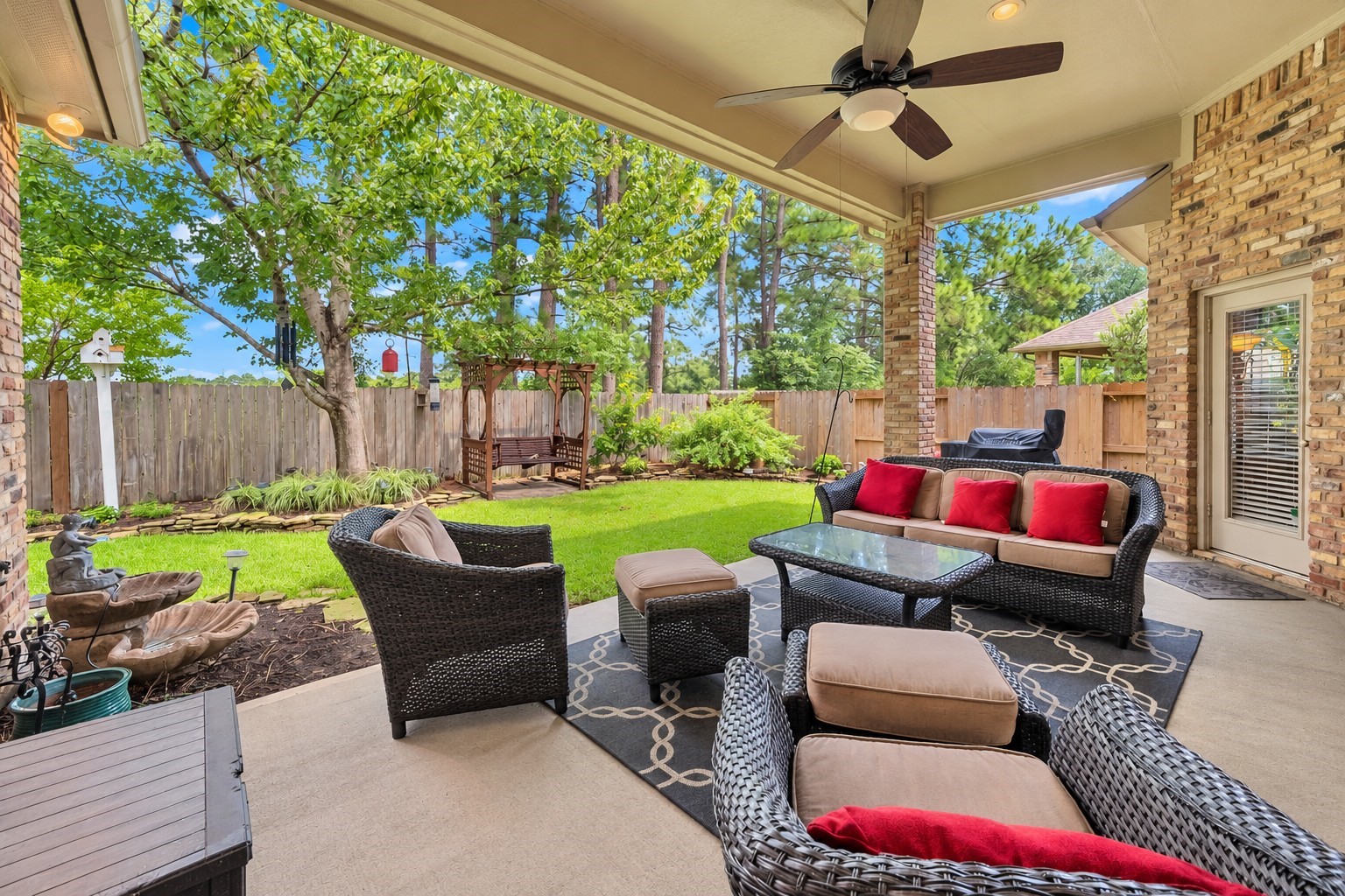 20642 Sunset Bend Lane Spring, TX 77379 - Photo 24 of 36 Gallery Image 24