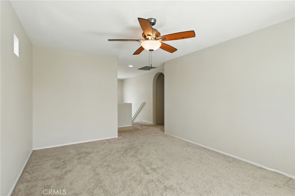 33349 Wallace Way Yucaipa, CA 92399 - Photo 18 of 36