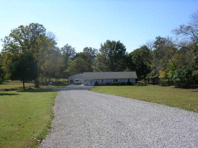 245 Pond Road Vienna, IL 62995 - Photo 23 of 36