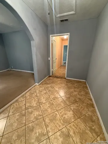 $185,000 | 707 West Hay Street, Carrizo Springs, TX 78834