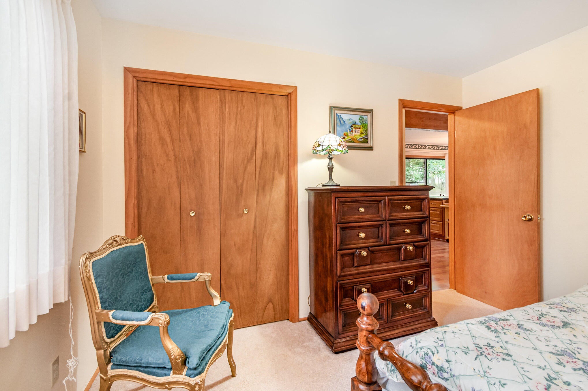 410 Peach Road Roscommon, MI 48653 - Photo 9 of 15 010_next_door_photos_410_12-2-edit_43
