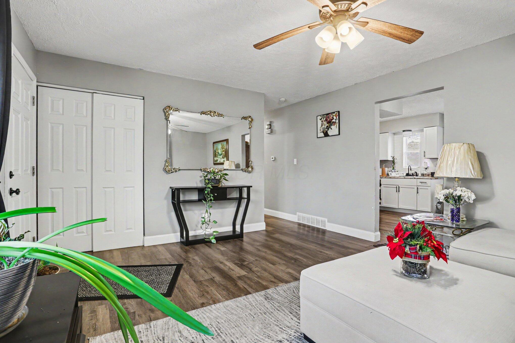 1280 Smith Road Columbus, OH 43207 - Photo 6 of 26