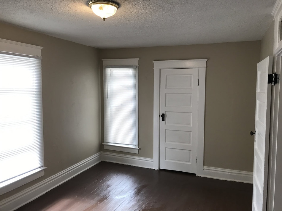 2411 Fox Avenue Fort Wayne, IN 46807 - Photo 13 of 34