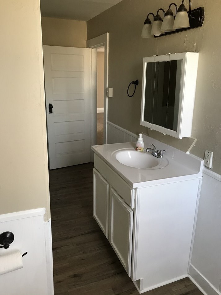 2411 Fox Avenue Fort Wayne, IN 46807 - Photo 3 of 34