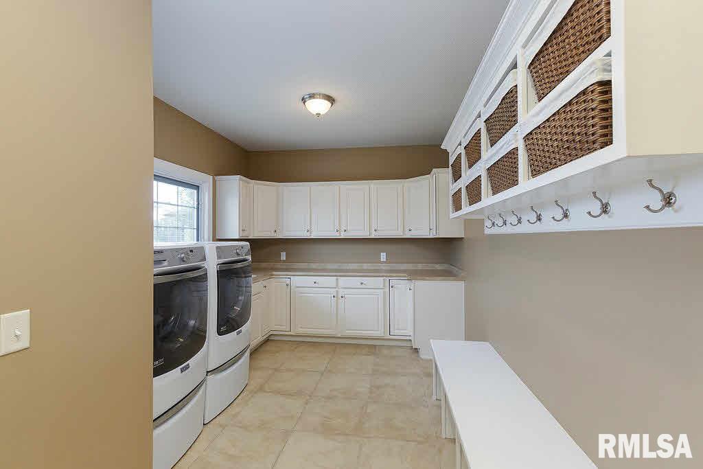 6285 Eagle Ridge Road Bettendorf, IA 52722 - Photo 14 of 24 Gallery Image 14