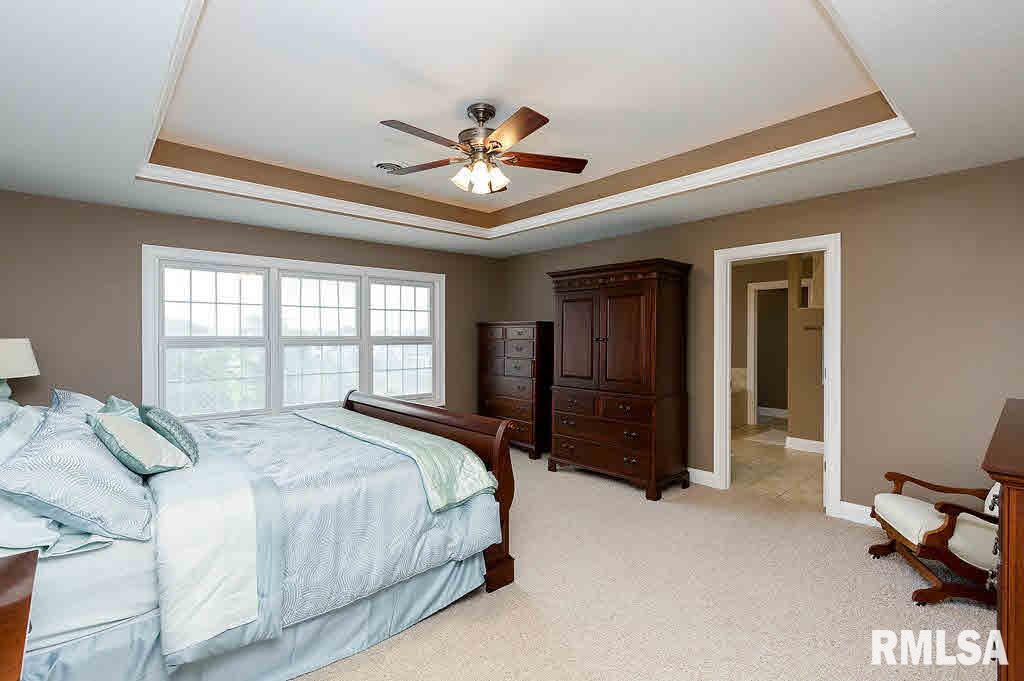 6285 Eagle Ridge Road Bettendorf, IA 52722 - Photo 16 of 24 Gallery Image 16