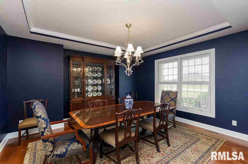 6285 Eagle Ridge Road Bettendorf, IA 52722 - Photo 3 of 24 Gallery Image 3