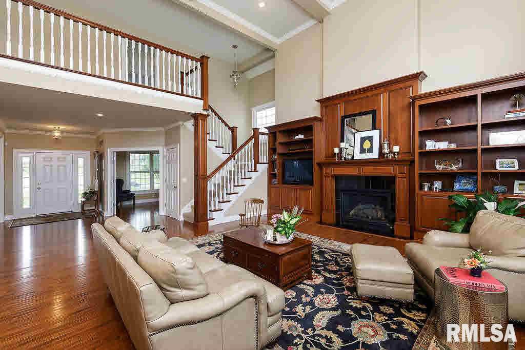 6285 Eagle Ridge Road Bettendorf, IA 52722 - Photo 6 of 24 Gallery Image 6