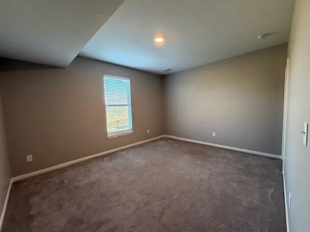 $464,900 | 4013 Northwest Sol Drive, Blue Springs, MO 64015