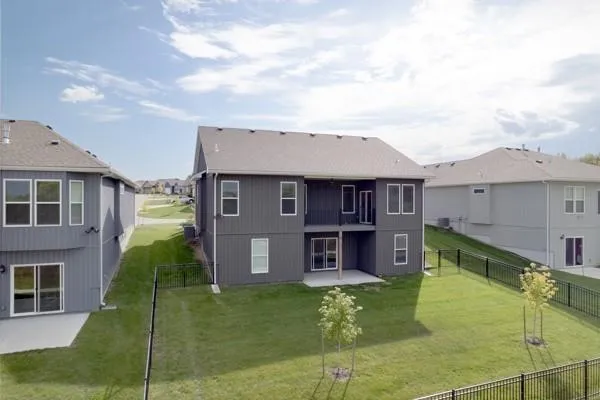 $464,900 | 4013 Northwest Sol Drive, Blue Springs, MO 64015