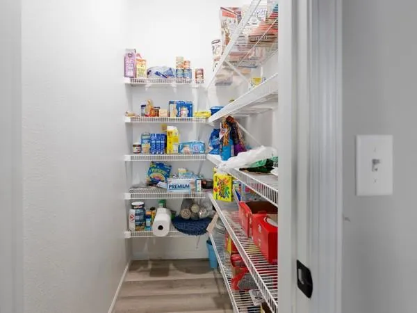 $464,900 | 4013 Northwest Sol Drive, Blue Springs, MO 64015