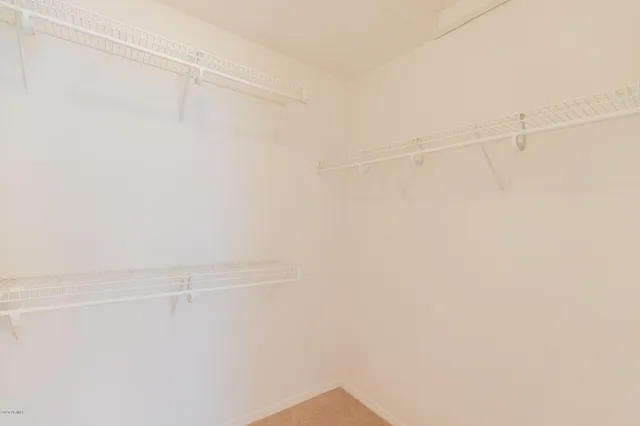 $1,895 | 18033 North Skyhawk Drive, Surprise, AZ 85374