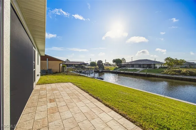 $895,000 | 812-814 Mohawk Parkway, Cape Coral, FL 33914