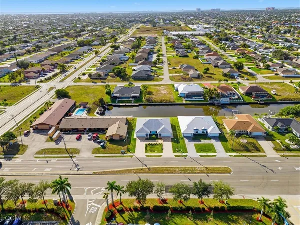 $839,000 | 812-814 Mohawk Parkway, Cape Coral, FL 33914