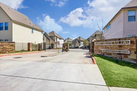 $415,000 | 13001 Hymeadow Drive, Unit 38, Austin, TX 78729