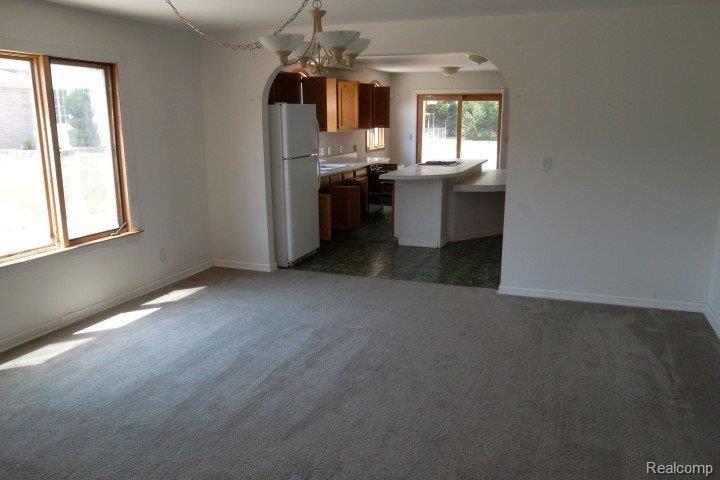 2267 East Long Lake Road Troy, MI 48085 - Photo 6 of 19 SAM_0742.JPG