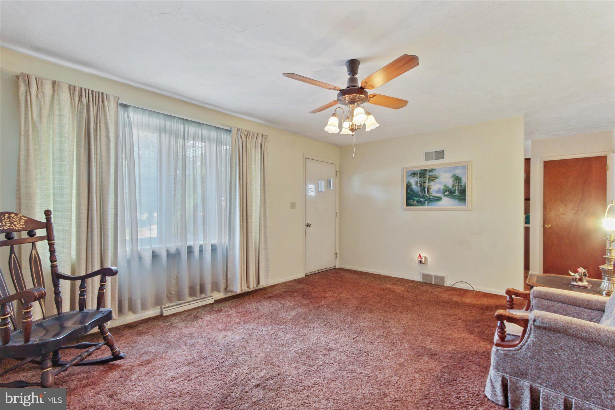 2550 Redwood Road Dover, PA 17315 - Photo 3 of 22 Gallery Image 3
