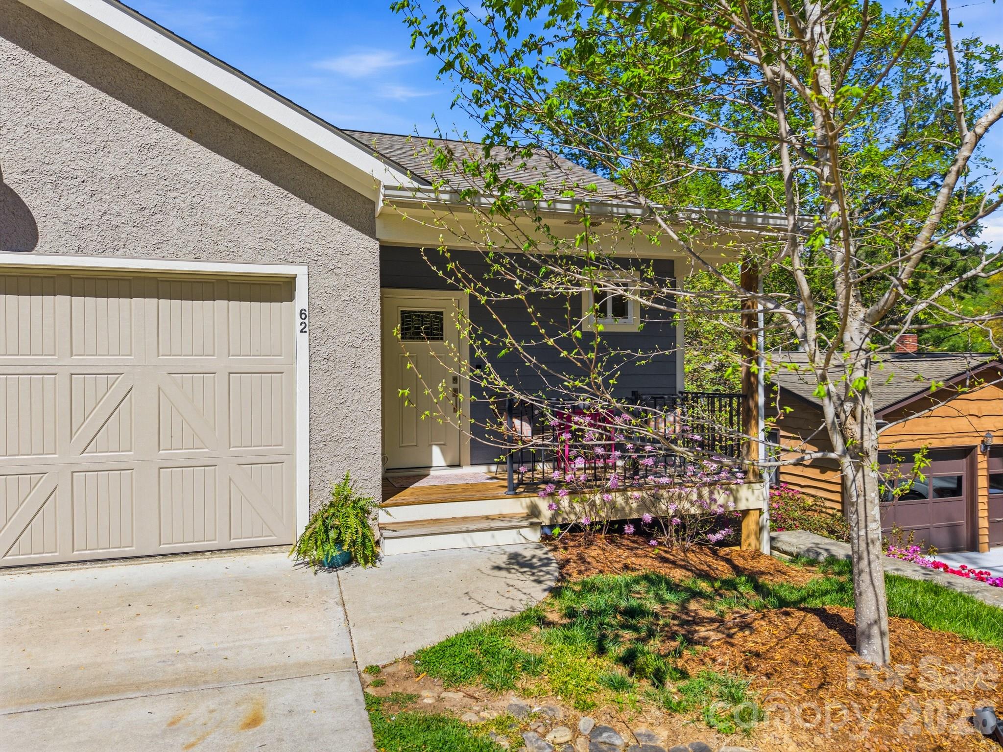 62 Dillingham Road Asheville, NC 28805 - Photo 3 of 38