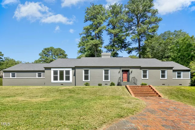 $365,000 | 402 West Belle Street, Henderson, NC 27536