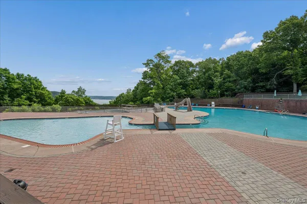 $459,000 | 411 Sierra Vista Lane, Valley Cottage, NY 10989