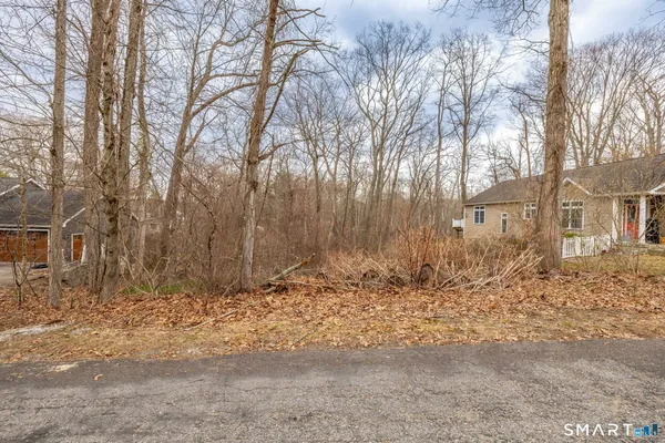 $89,900 | 21 Bass Lake Road, Hebron, CT 06231
