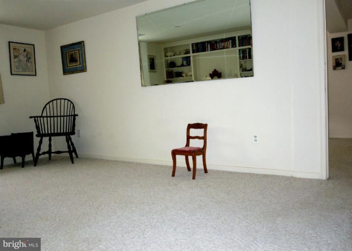 119 Charmuth Road Lutherville-Timonium, MD 21093 - Photo 4 of 14 Family Room