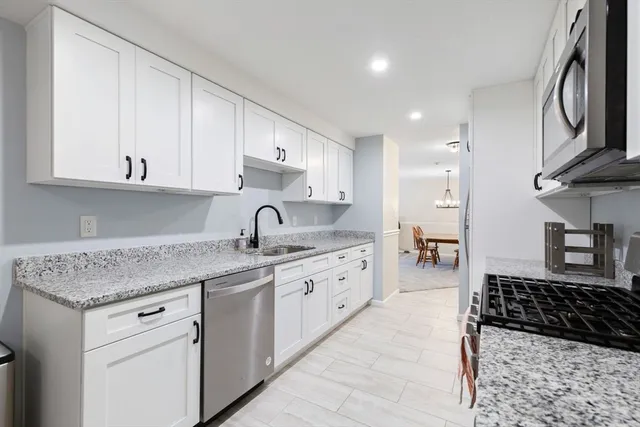 $420,000 | 255 North Road, Unit 172, Chelmsford, MA 01824