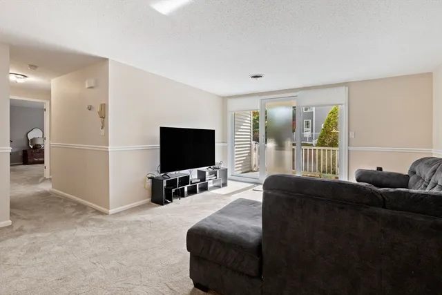 $420,000 | 255 North Road, Unit 172, Chelmsford, MA 01824