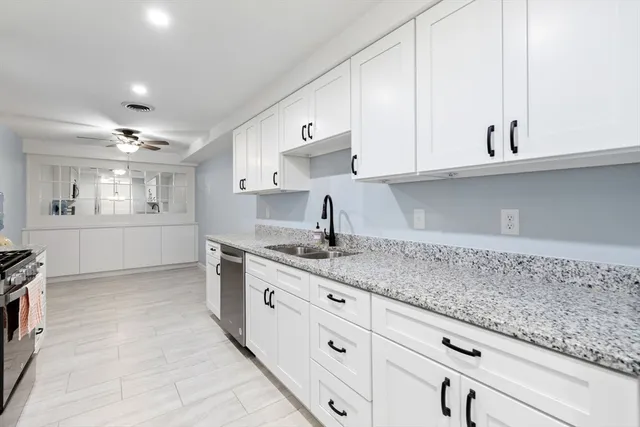 $420,000 | 255 North Road, Unit 172, Chelmsford, MA 01824