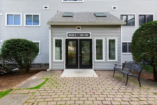 $420,000 | 255 North Road, Unit 172, Chelmsford, MA 01824
