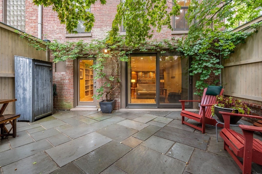 59 Rutland Square, Unit 1 Boston, MA 02118 - Photo 1 of 17 Gallery Image 1