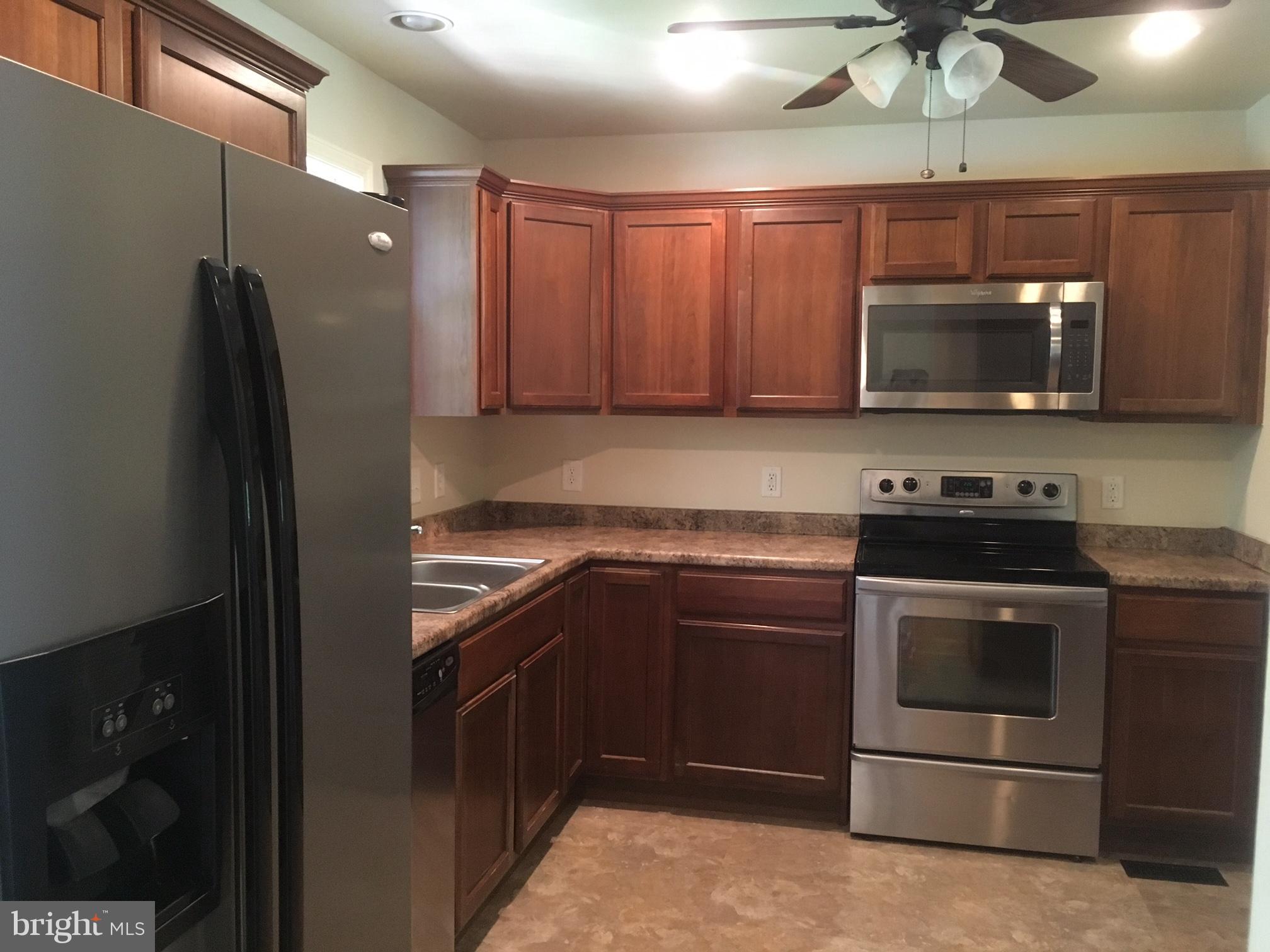 7526 Leedstown Road Colonial Beach, VA 22443 - Photo 5 of 30 Kitchen
