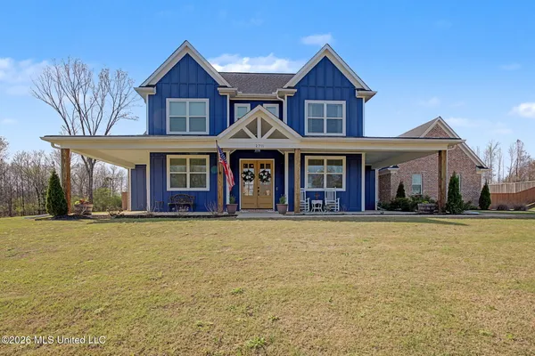 $589,000 | 2711 Turkey Creek Drive, Olive Branch, MS 38654