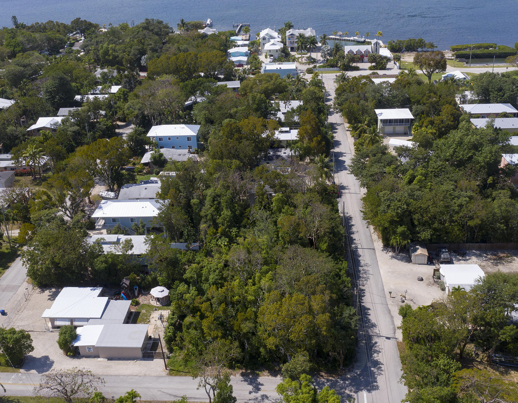 29 Dolphin Road, Unit 2 Key Largo, FL 33037 - Photo 10 of 10 View of lot to Bay