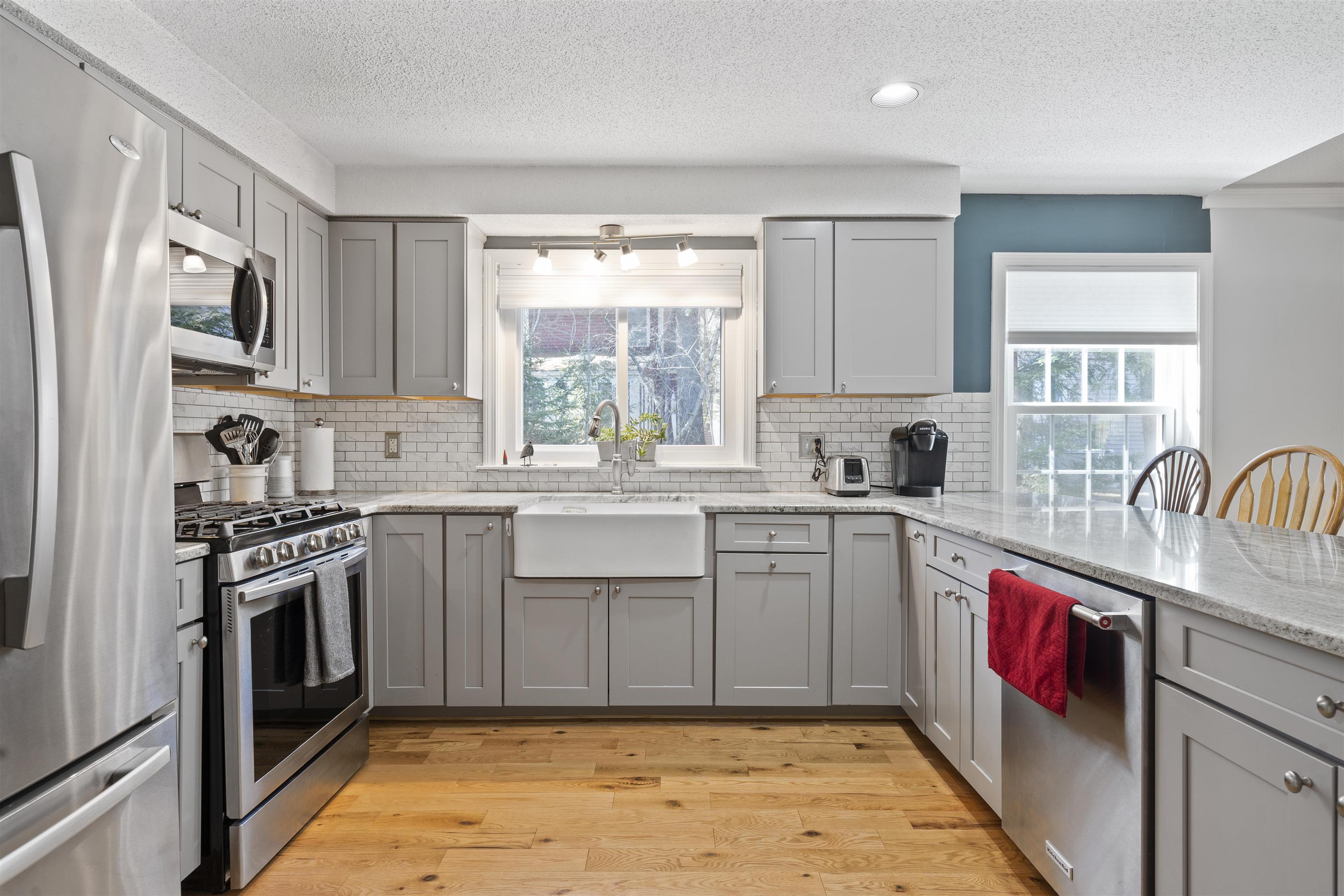 2761 Lake Shore Road, Unit 34 Gilford, NH 03249 - Photo 3 of 40