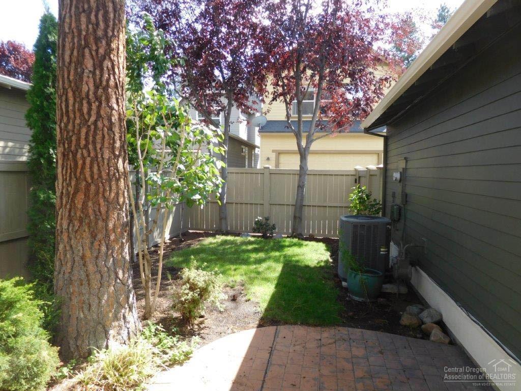 857 Northeast Wiest Way Bend, OR 97701 - Photo 24 of 25 Gallery Image 24