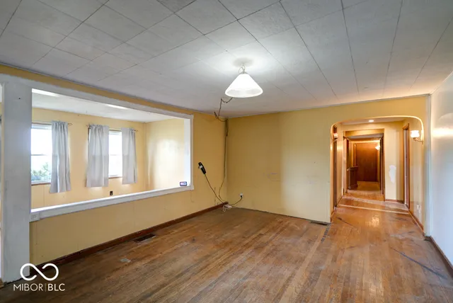 $284,000 | 6416 South County Road 100, Pendleton, IN 46056