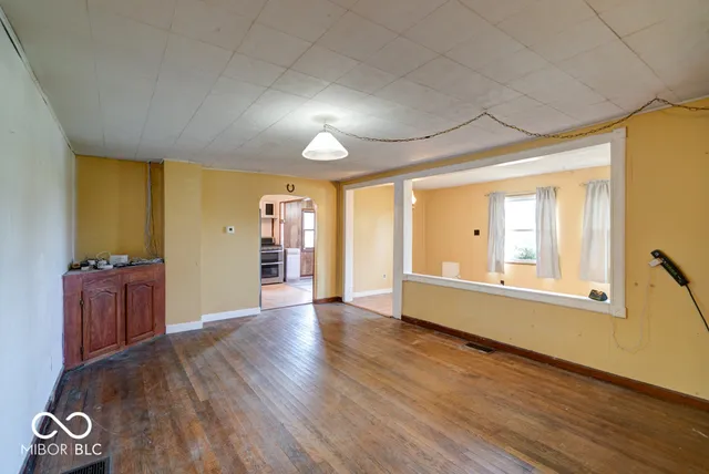 $284,000 | 6416 South County Road 100, Pendleton, IN 46056