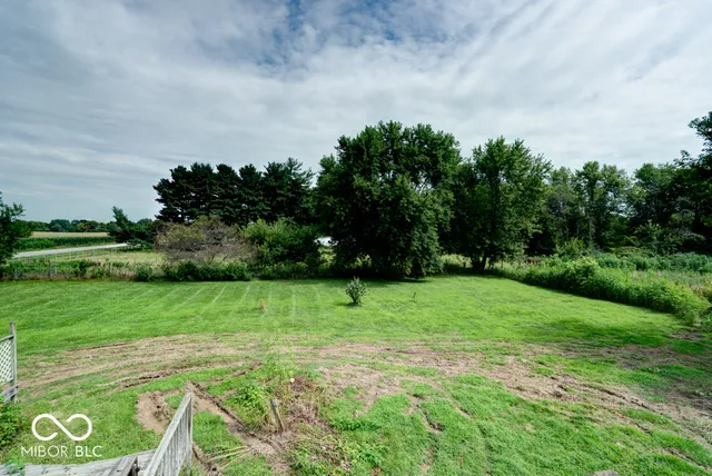 $284,000 | 6416 South County Road 100, Pendleton, IN 46056