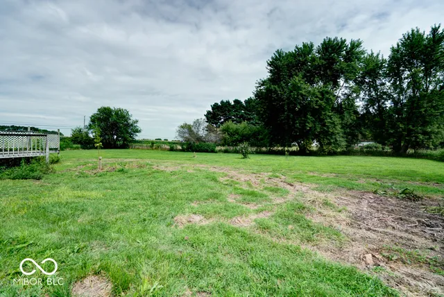 $284,000 | 6416 South County Road 100, Pendleton, IN 46056