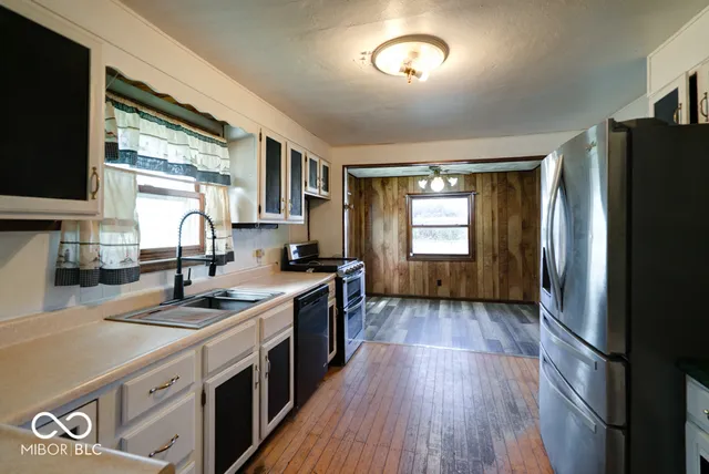 $284,000 | 6416 South County Road 100, Pendleton, IN 46056