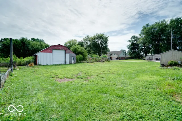 $284,000 | 6416 South County Road 100, Pendleton, IN 46056