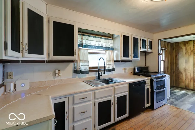 $284,000 | 6416 South County Road 100, Pendleton, IN 46056