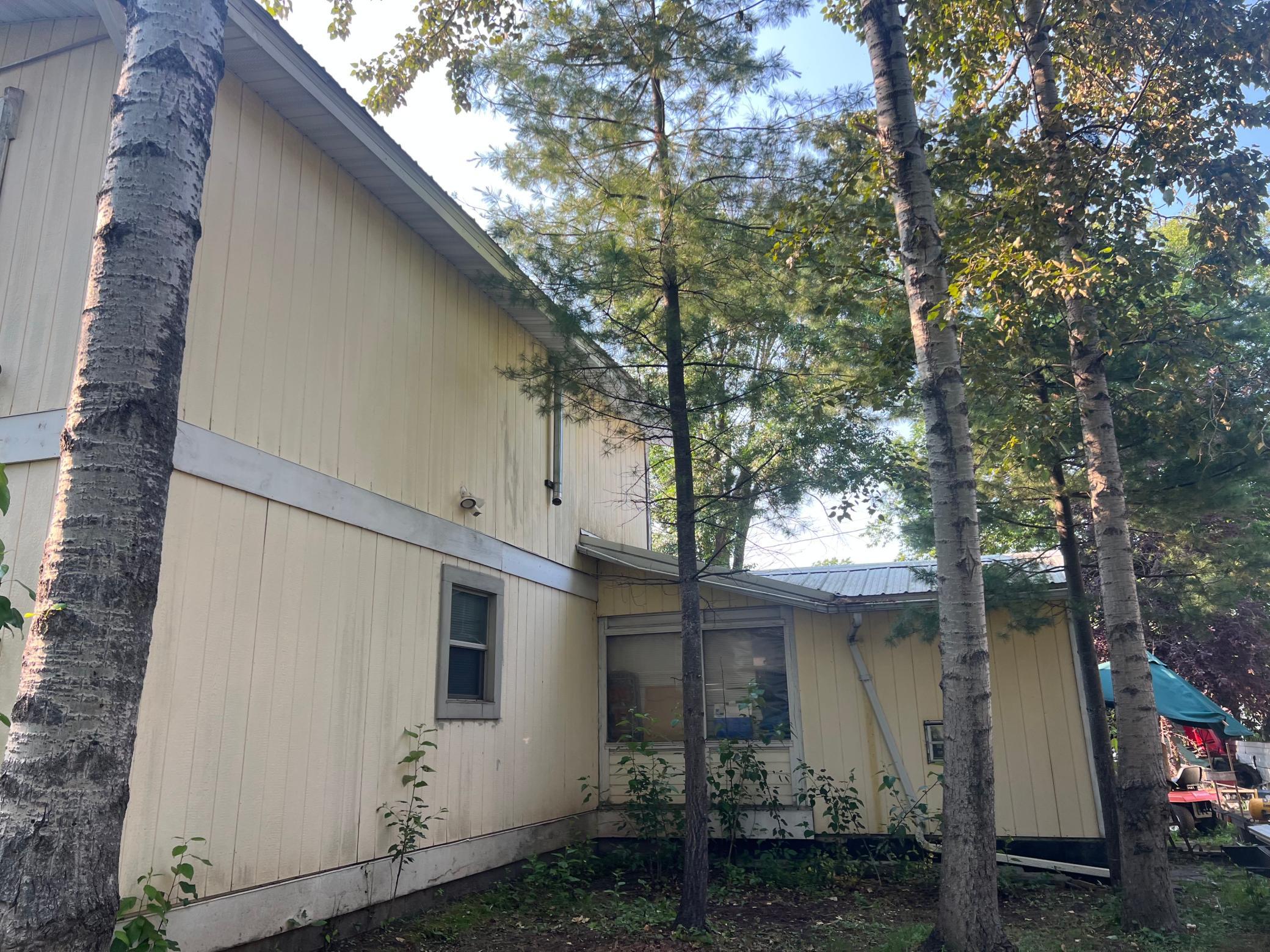 107 6th Street South, Unit 2 Virginia, MN 55792 - Photo 3 of 7