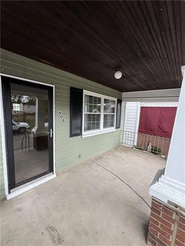 $124,500 | 608 Kennedy Avenue, East Vandergrift, PA 15629