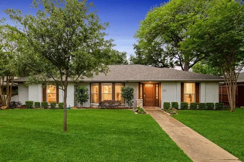 $725,000 | 317 Woodcrest Drive, Richardson, TX 75080